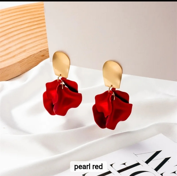 Foral Earrings, Jewelry, Dangle Drop Earrings, Fashion Earrings - Picture 5 of 9